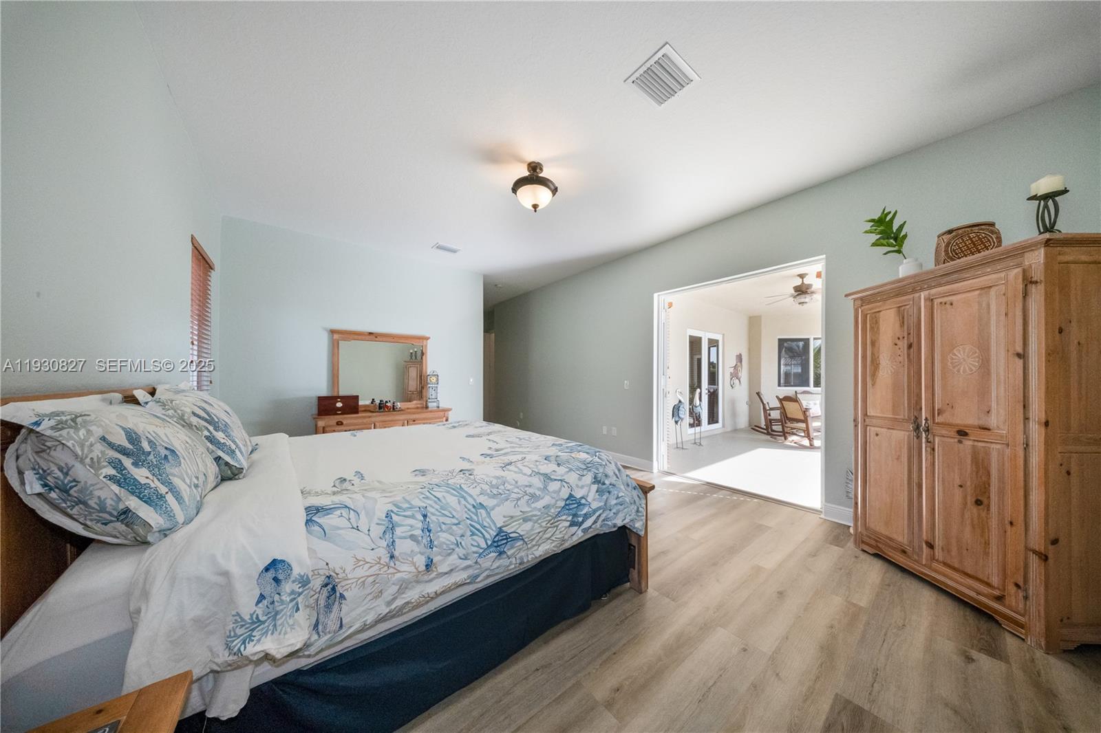 VIRGINIA ESTATES - Residential