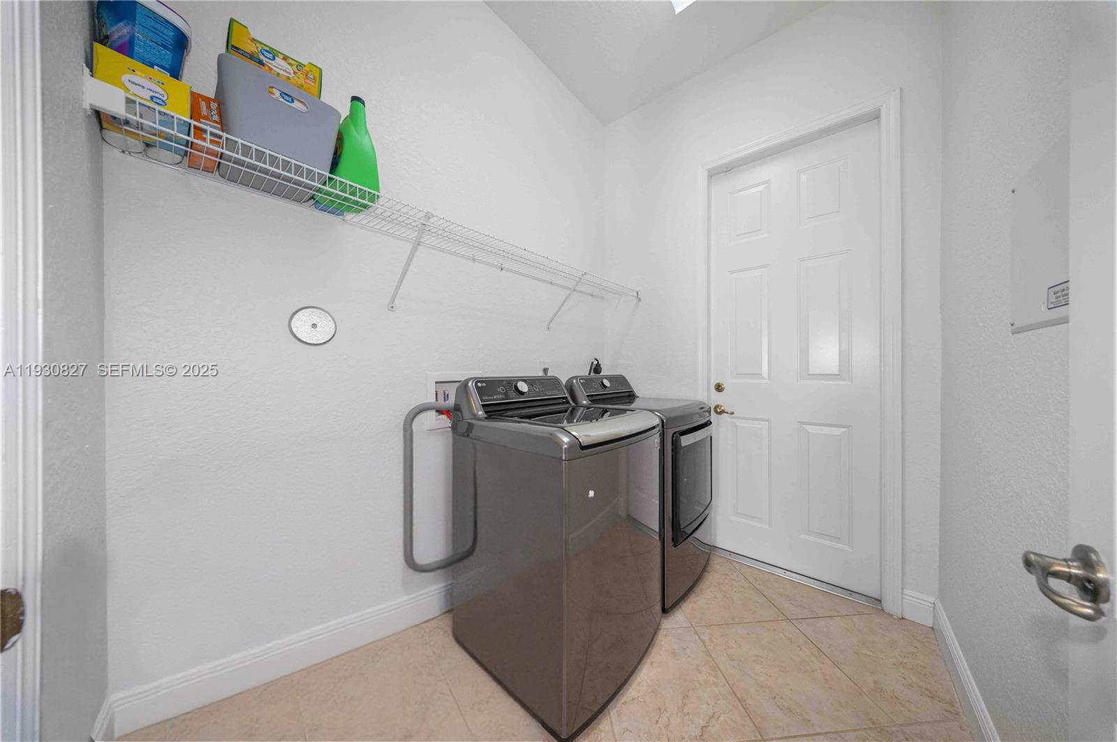 VIRGINIA ESTATES - Residential