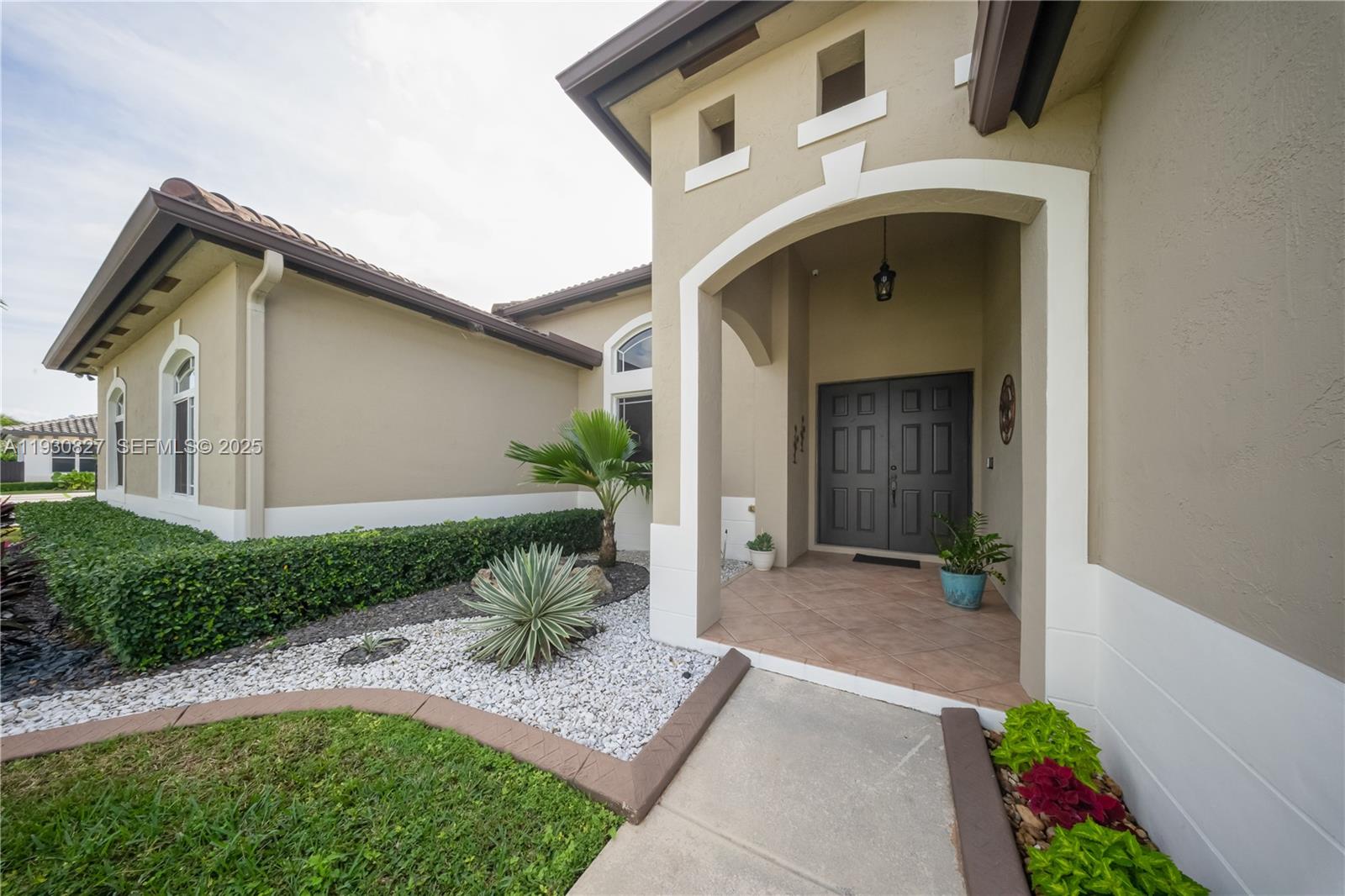 VIRGINIA ESTATES - Residential