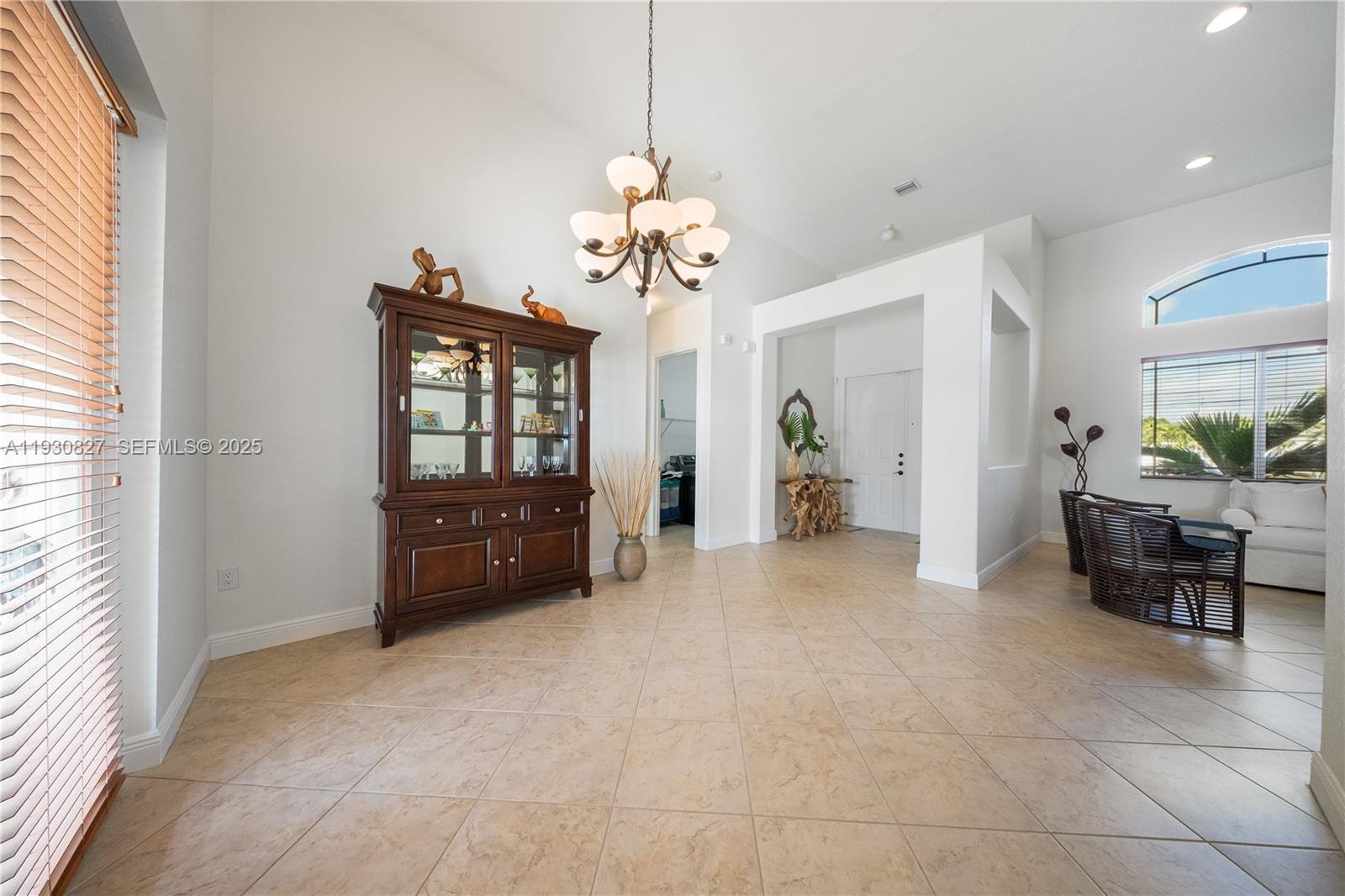 VIRGINIA ESTATES - Residential