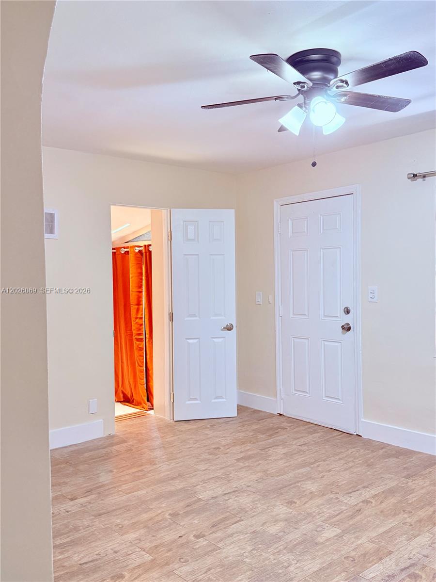 1251 NW 29th Ter 1