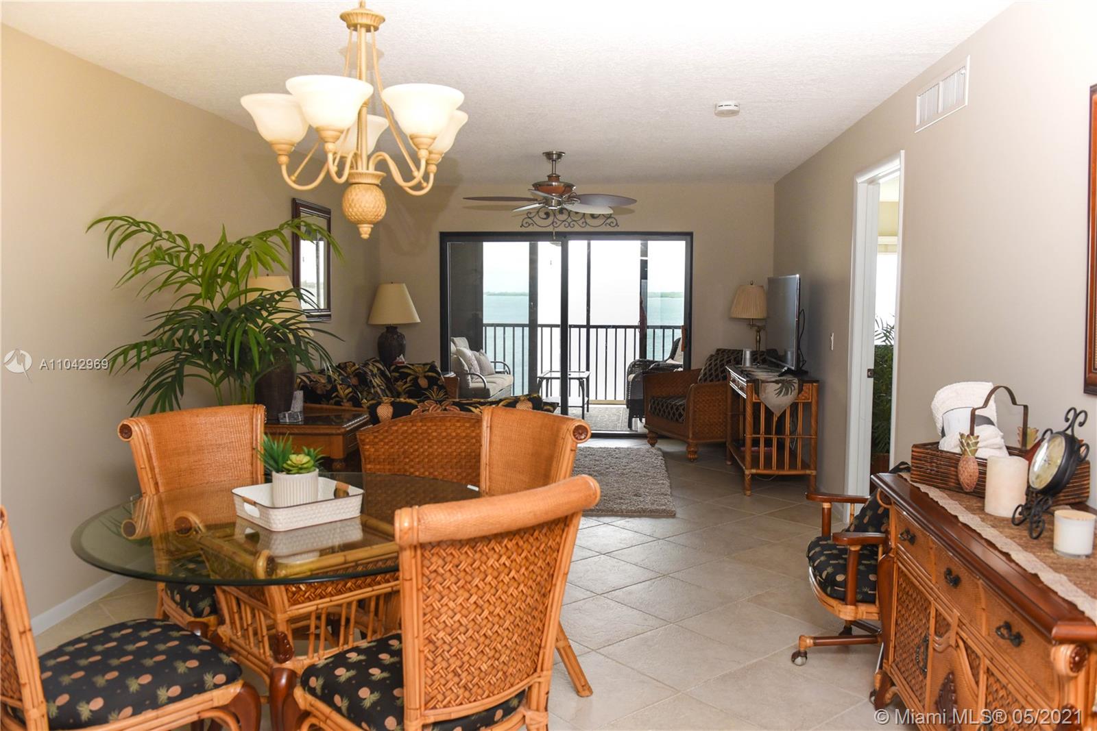 20 NE Plantation Rd 306