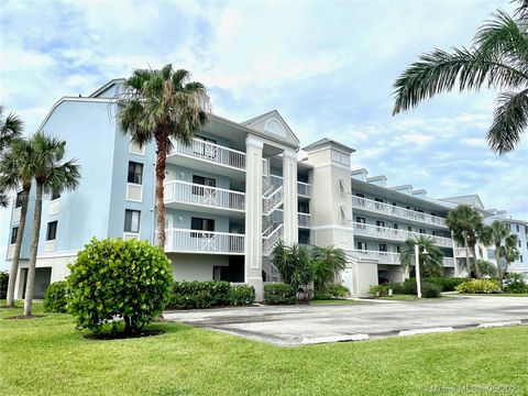 20 NE Plantation Rd 306 Hutchinson Island FL 34996