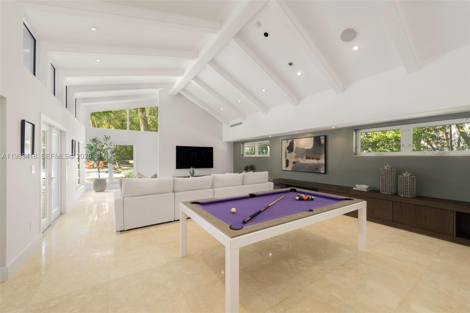 GABLES ESTS NO 4 - Residential