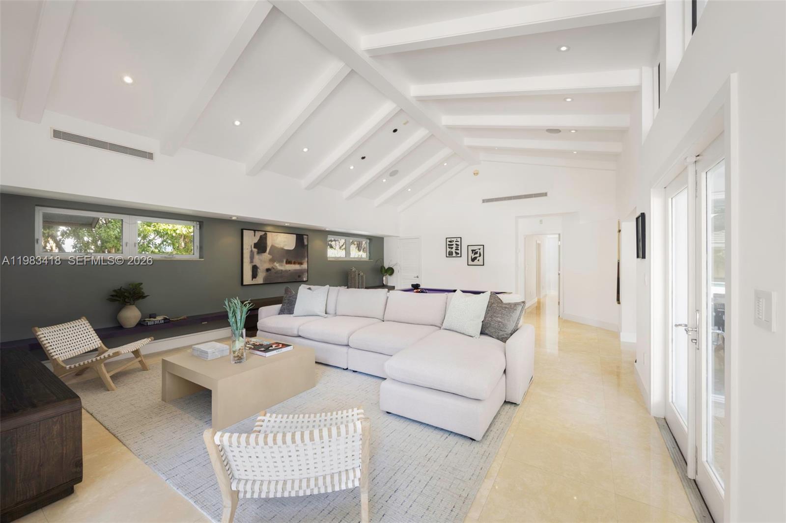 GABLES ESTS NO 4 - Residential