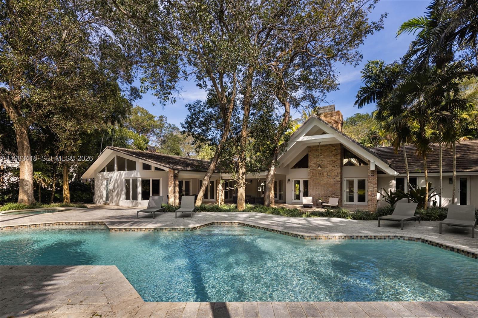 GABLES ESTS NO 4 - Residential