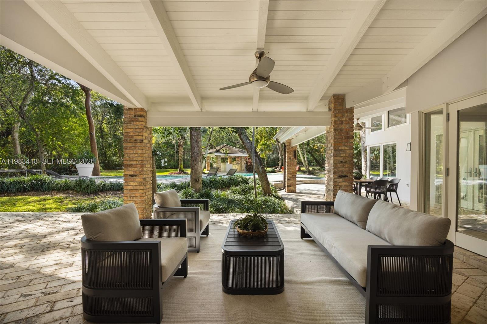 GABLES ESTS NO 4 - Residential