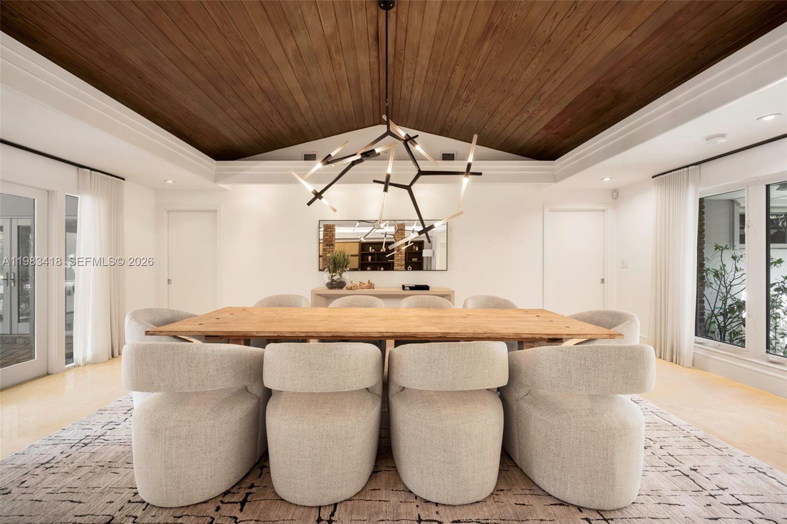 GABLES ESTS NO 4 - Residential