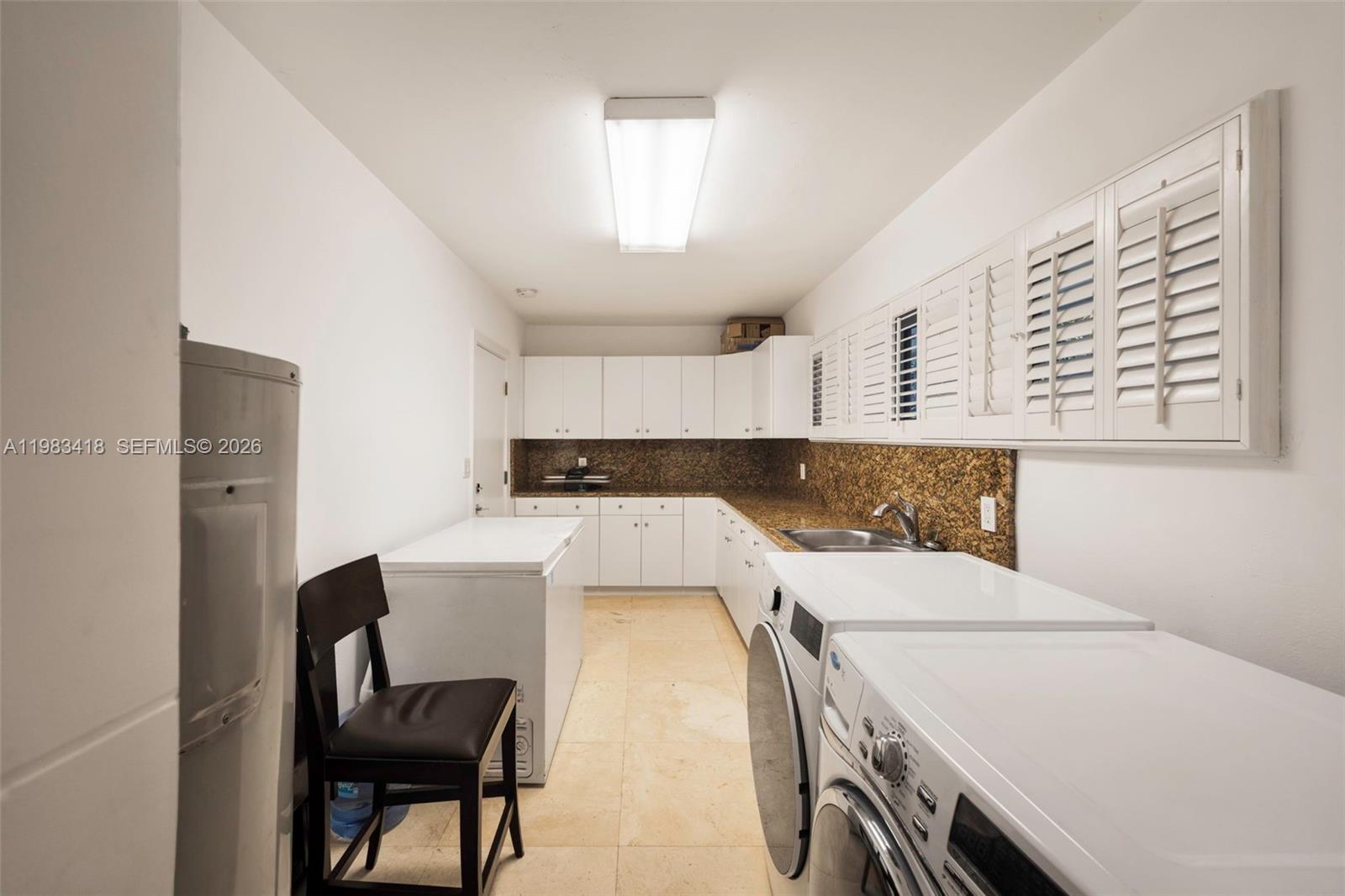 GABLES ESTS NO 4 - Residential