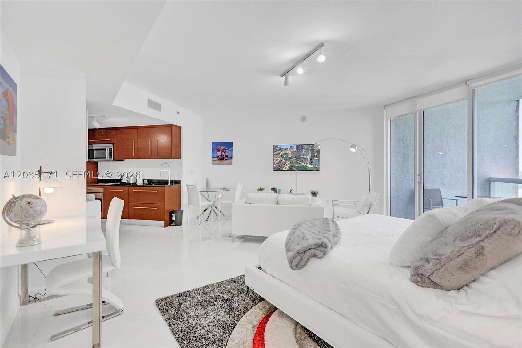 475 Brickell Ave 3408