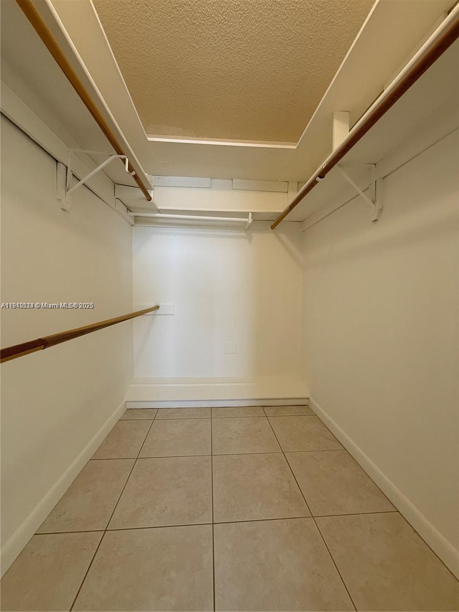 SUNRISE LAKES 88 CONDO - Residential