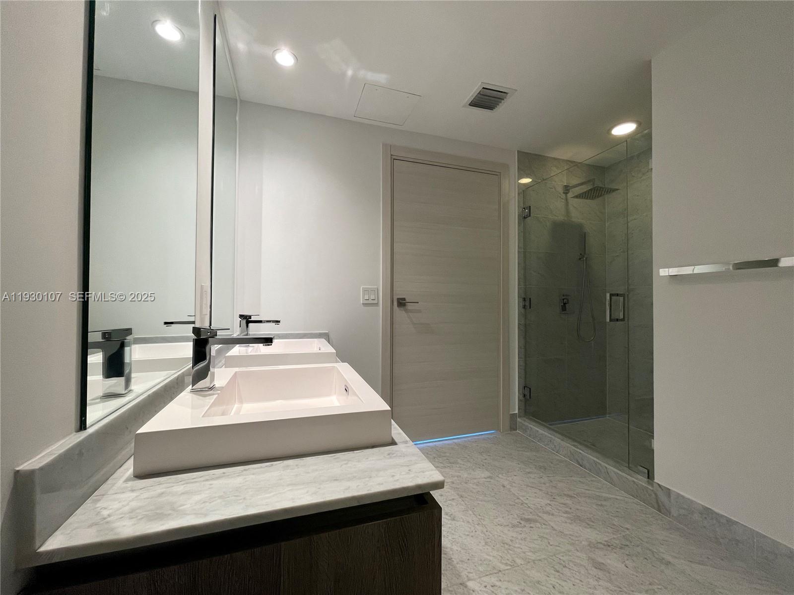 801 SMA RESIDENCES CONDO - Residential Lease