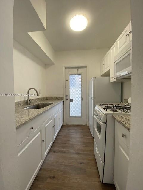 Quiet Corner Fully renovated Studio in the heart of Miami Beach on the First Floor. New Kitchen, new cabinets, laminate floor throughout. Gated & conveniently located near bus lines, Publix, Restaurants, Schools, Pharmacies, Shopping and Parks. One block from the Ocean and North Shore Park. 5 minutes to Surfside/Bal Harbor and 15 minutes to South Beach. Landlord is looking for a long-term Tenant with Proof of Income, Credit, paystubs, rental references and professional reference. Washer and Dryer located on the premises.