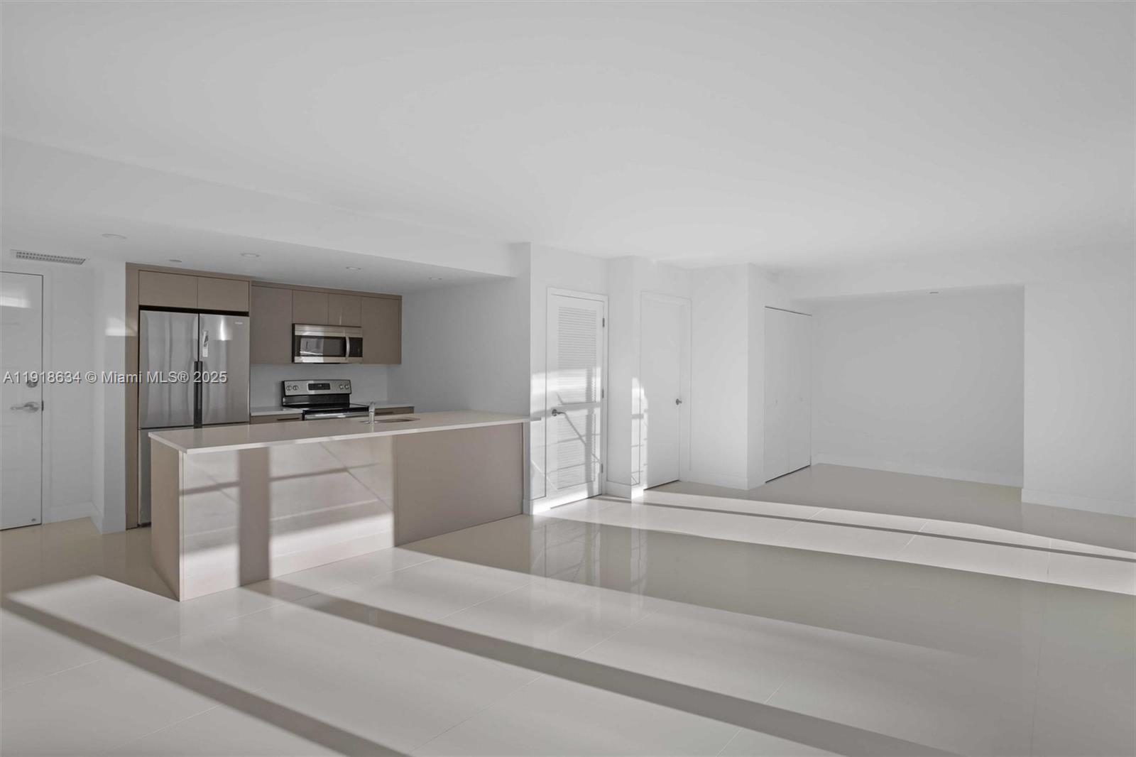 ONE BAY HARBOR CONDO - Residential