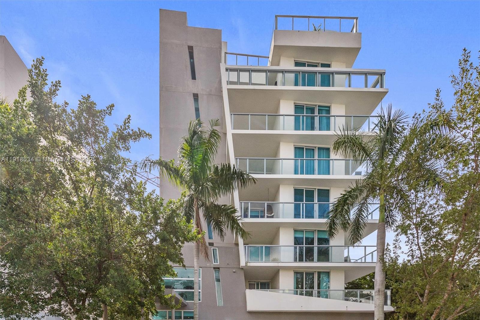 ONE BAY HARBOR CONDO - Residential