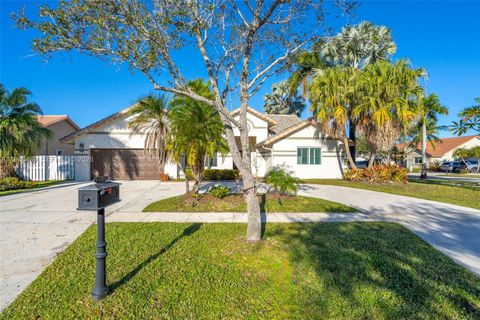 1092 NW 162nd Ave Pembroke Pines FL 33028