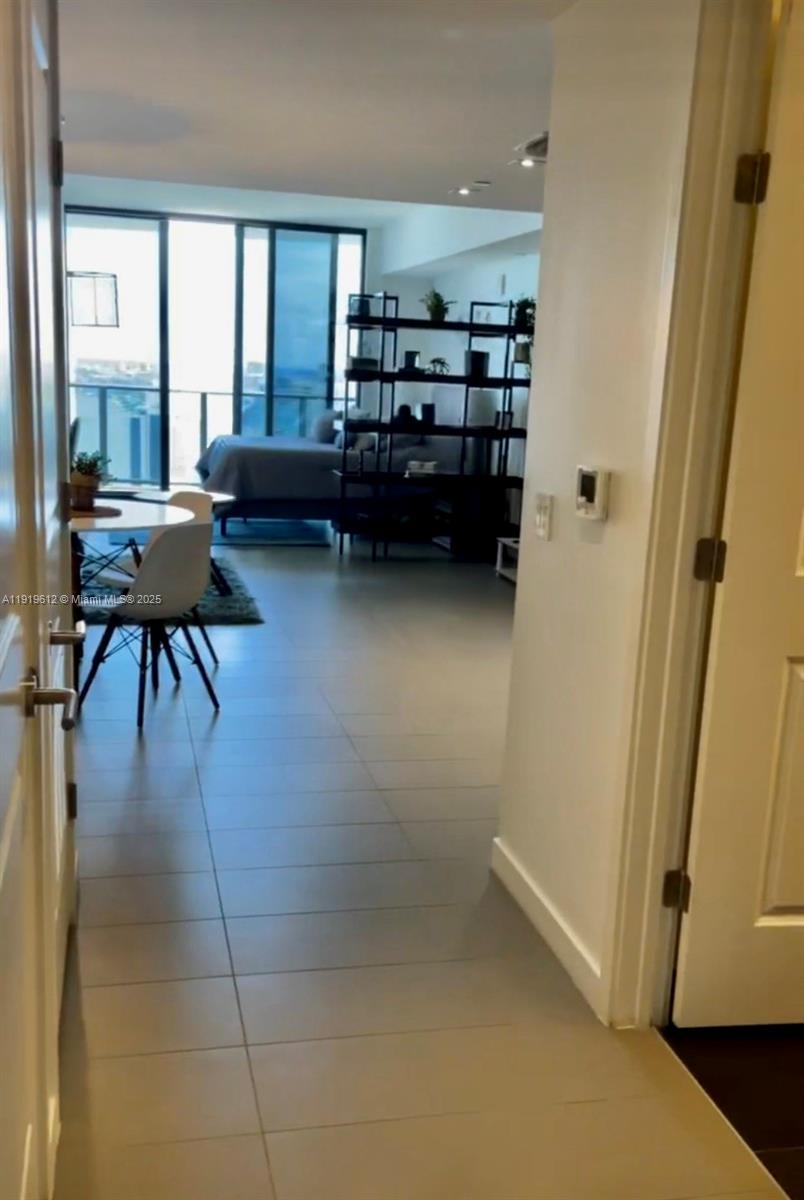 1600 NE 1st Ave 3302