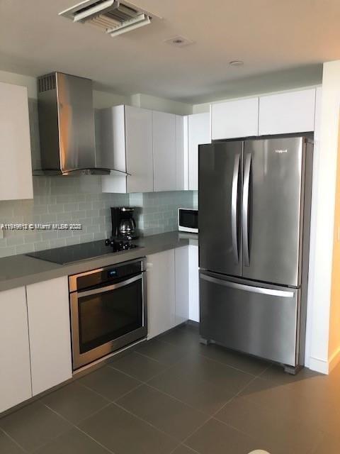 CANVAS CONDO - Residential