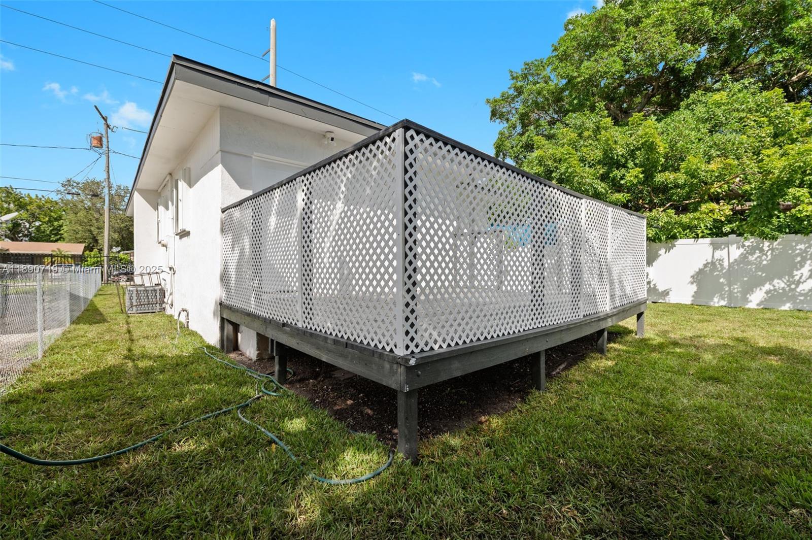 LIBERTY CITY - Residential