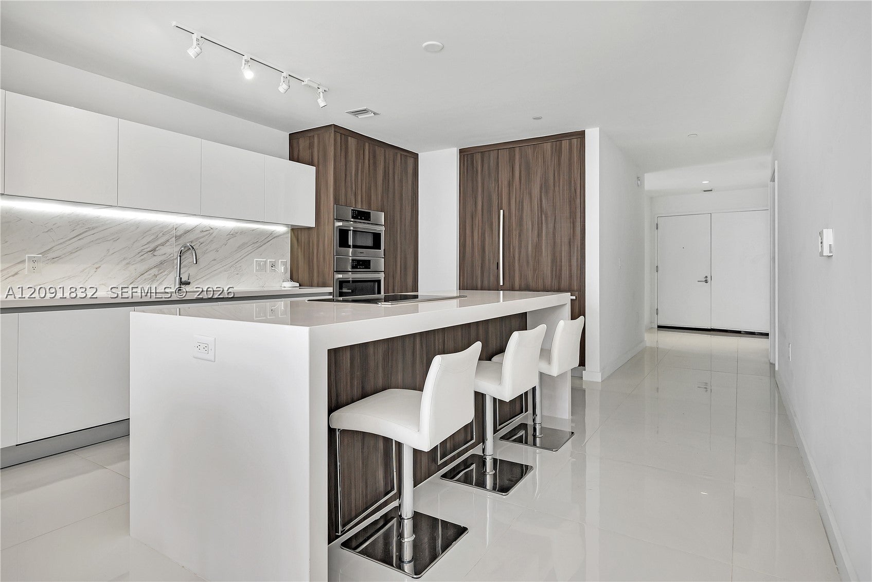 851 NE 1st Ave 1701