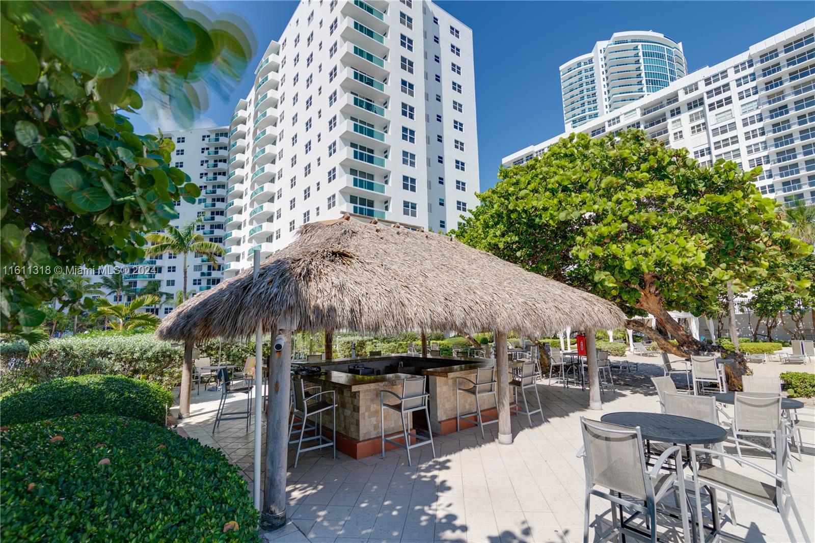 RESIDENCES ON HOLLYWOOD B - Residential