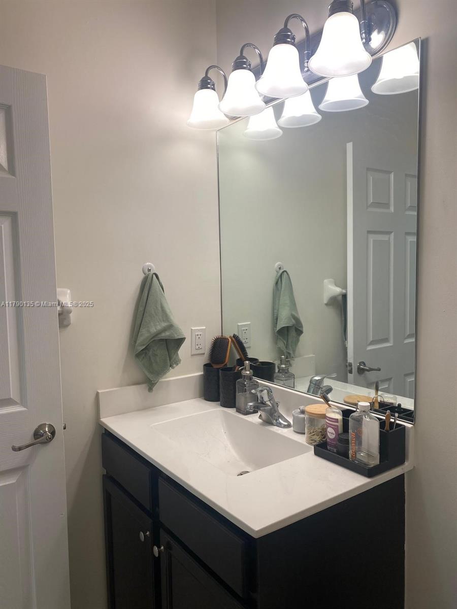 10620 Nw 88th St 202, Doral, Miami-Dade County, Florida - 2 Bedrooms  
3 Bathrooms - 