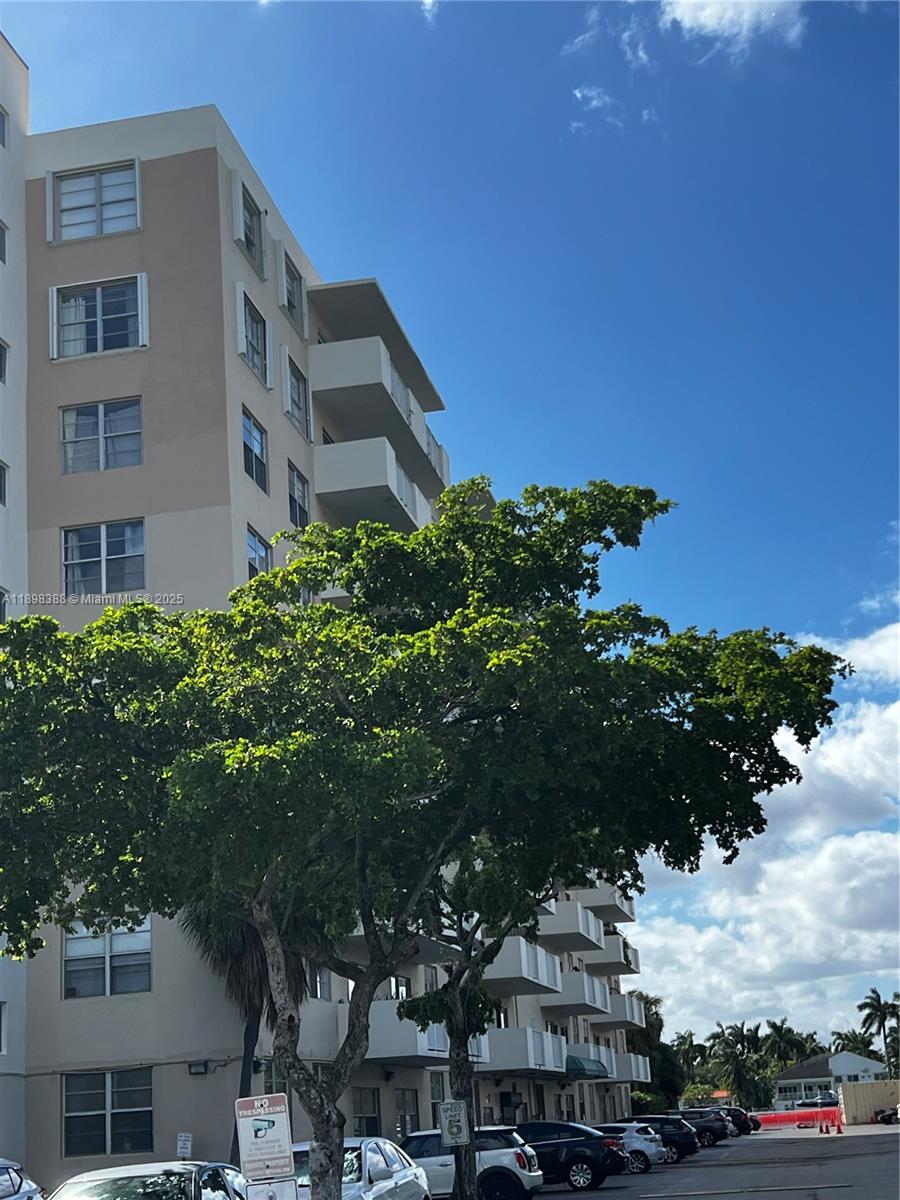 ISLAND PLACE AT NORTH BAY - Residential Lease