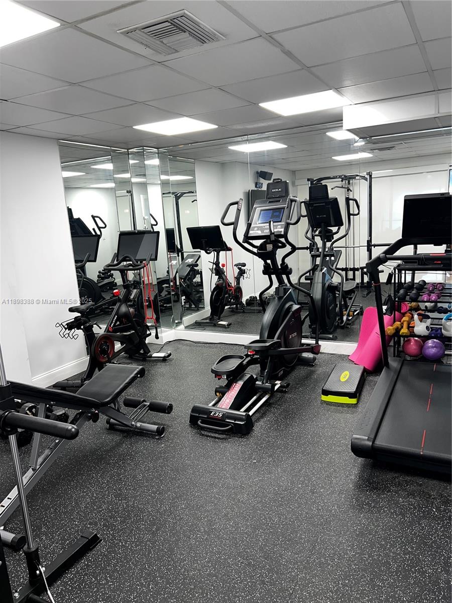 ISLAND PLACE AT NORTH BAY - Residential Lease