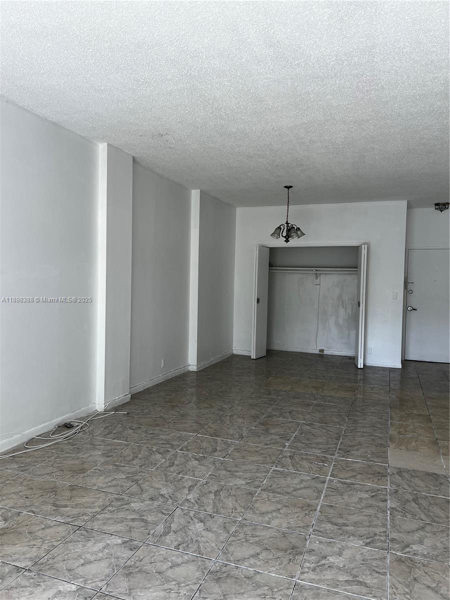 ISLAND PLACE AT NORTH BAY - Residential Lease