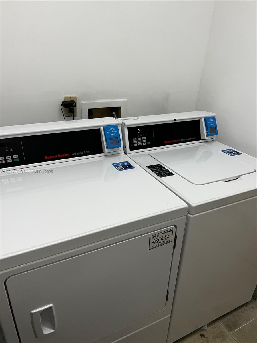 ISLAND PLACE AT NORTH BAY - Residential Lease