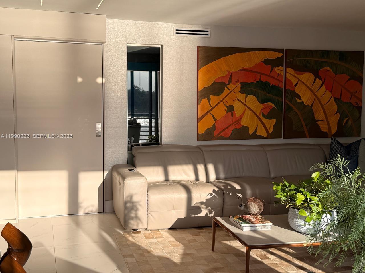 YACHT HARBOUR VILLAS COND - Residential Lease