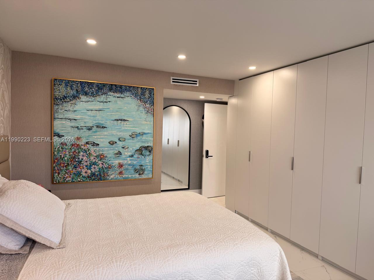 YACHT HARBOUR VILLAS COND - Residential Lease