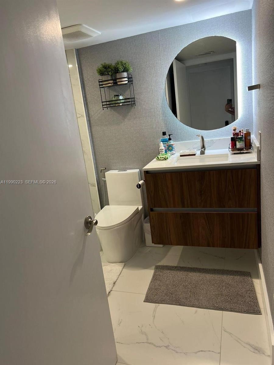 YACHT HARBOUR VILLAS COND - Residential Lease