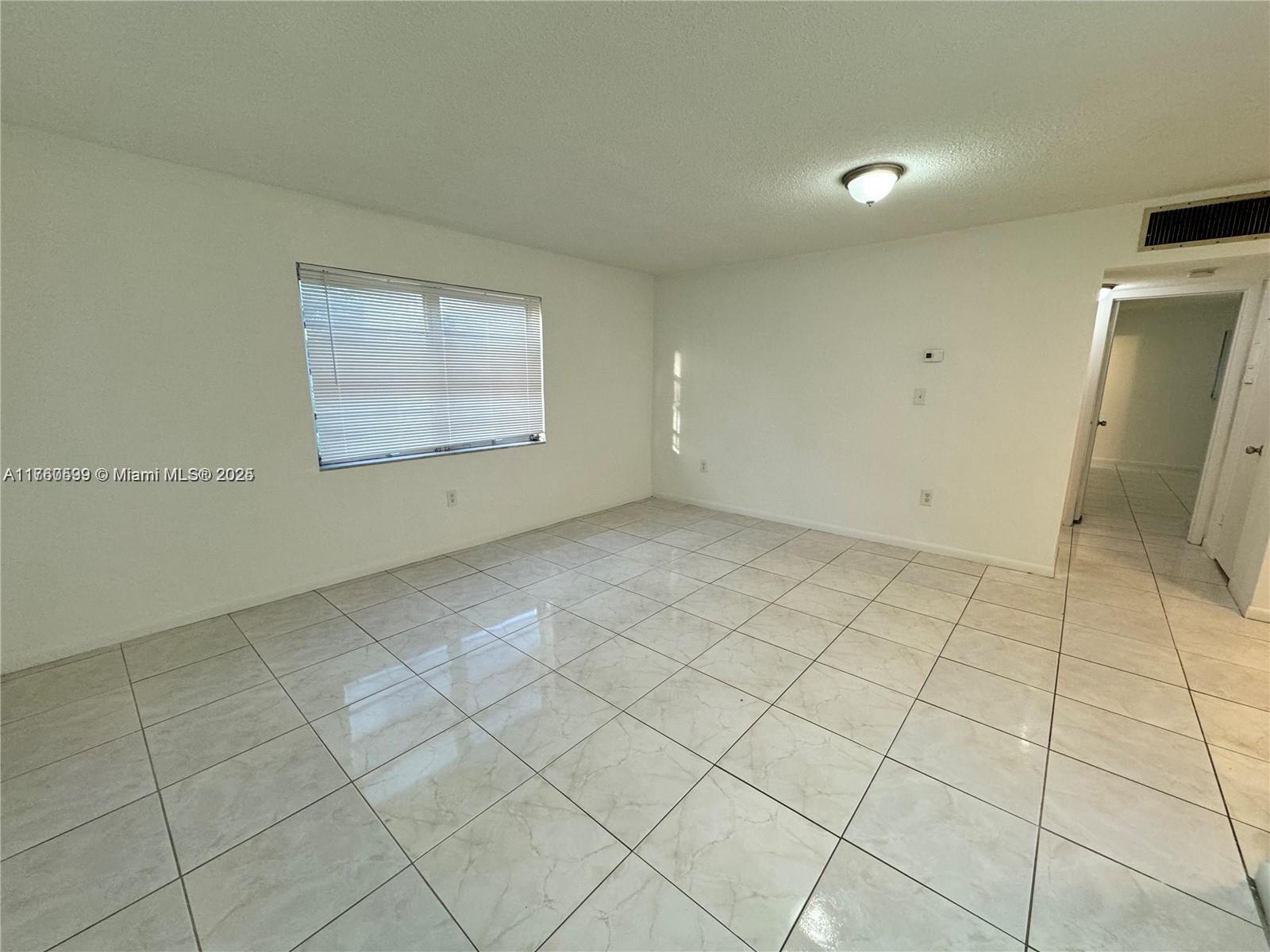 2005 Jefferson St 205
