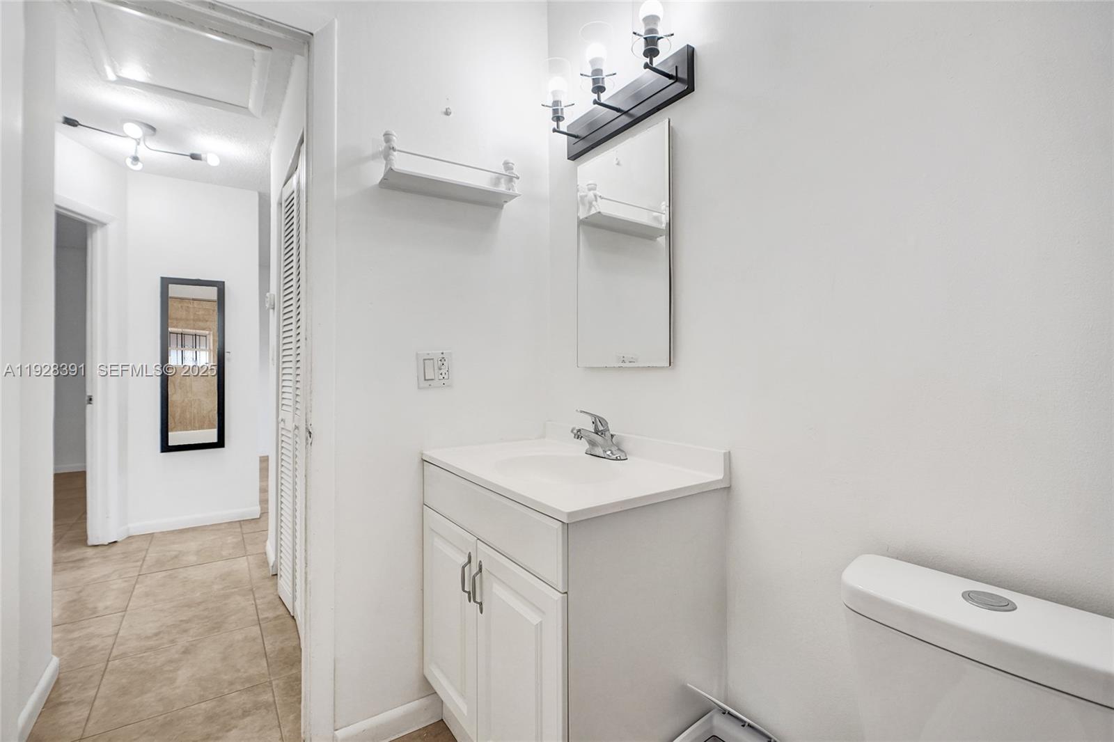 ACME GULFAIR 2ND ADDN - Residential Lease