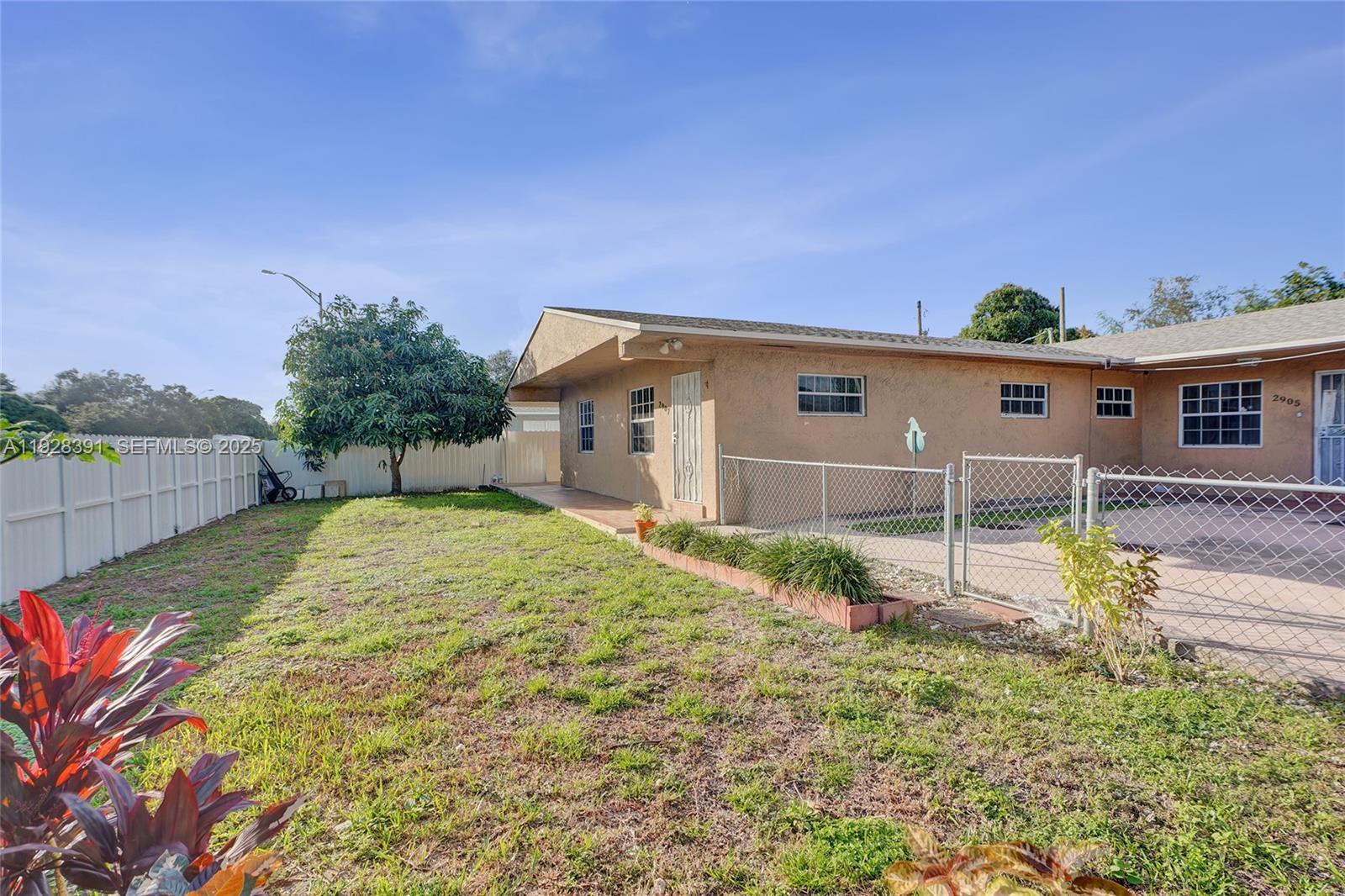 ACME GULFAIR 2ND ADDN - Residential Lease