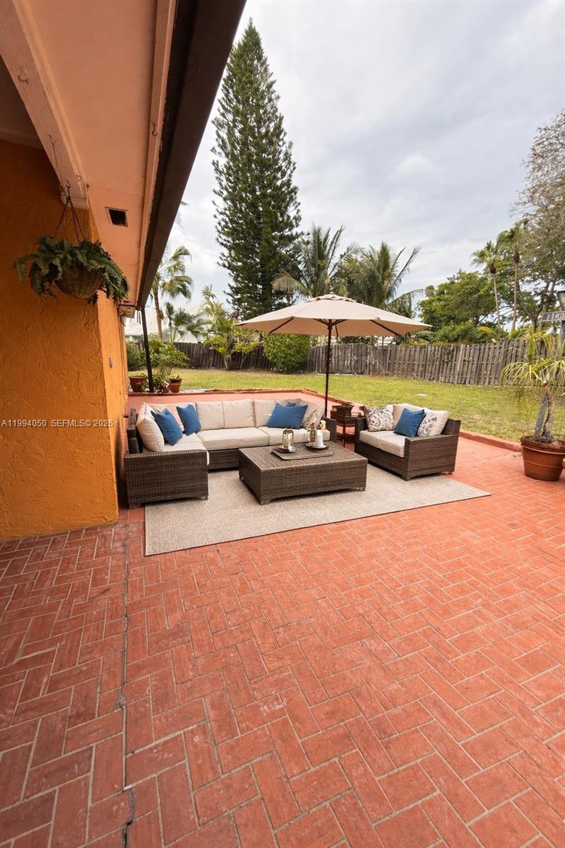 LAKES OF THE MEADOW SEC 2 - Residential