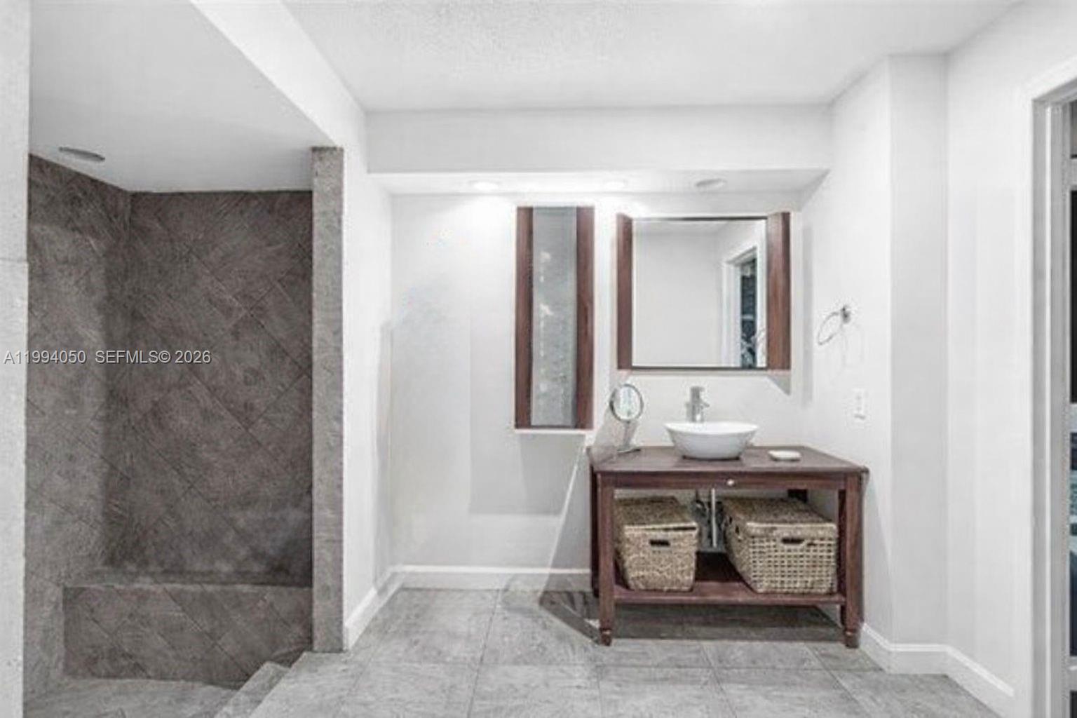 LAKES OF THE MEADOW SEC 2 - Residential