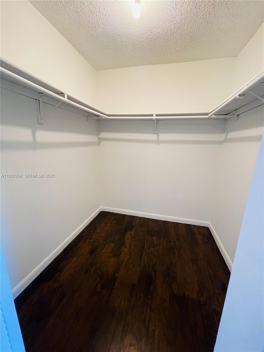 TOWN SQUARE CONDO - Residential Lease