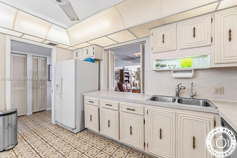 JUNO BY THE SEA NORTH THE - Residential