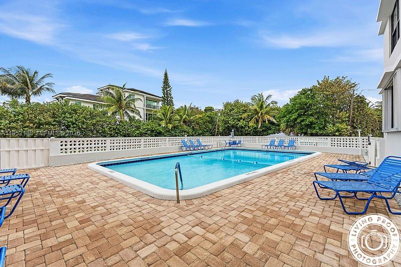 JUNO BY THE SEA NORTH THE - Residential