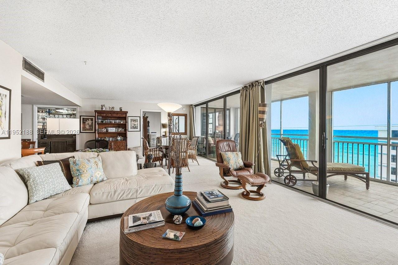 JUNO BY THE SEA NORTH THE - Residential