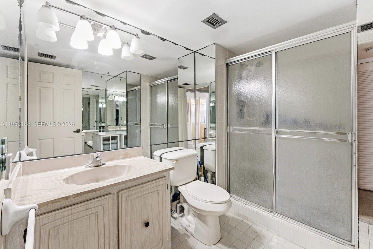 JUNO BY THE SEA NORTH THE - Residential