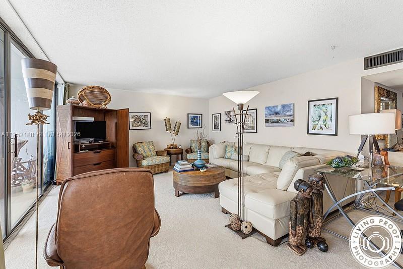 JUNO BY THE SEA NORTH THE - Residential