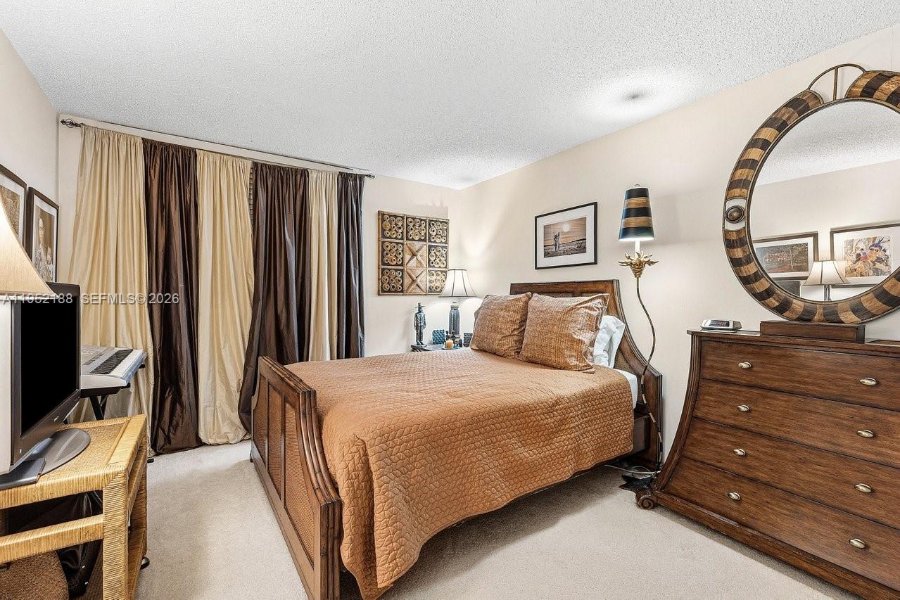 JUNO BY THE SEA NORTH THE - Residential