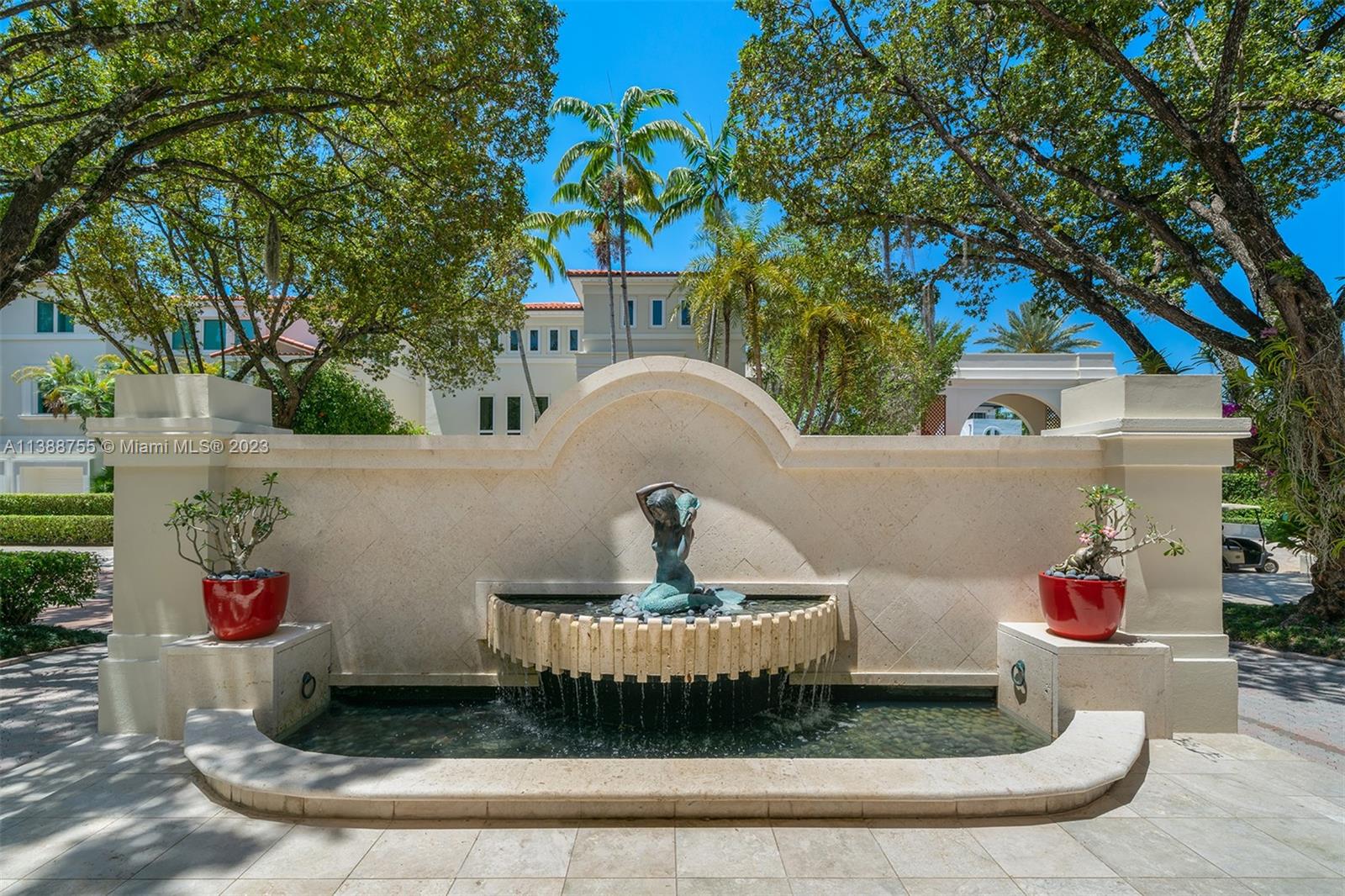 BAYSHORE VILLAS - Residential