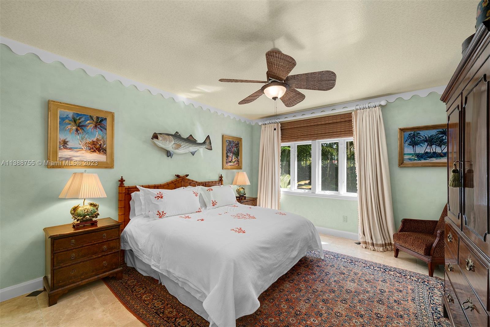 BAYSHORE VILLAS - Residential