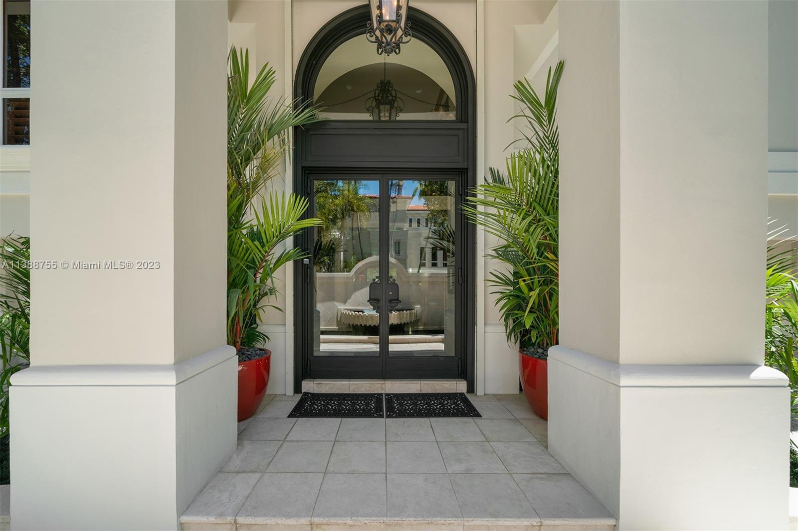 BAYSHORE VILLAS - Residential