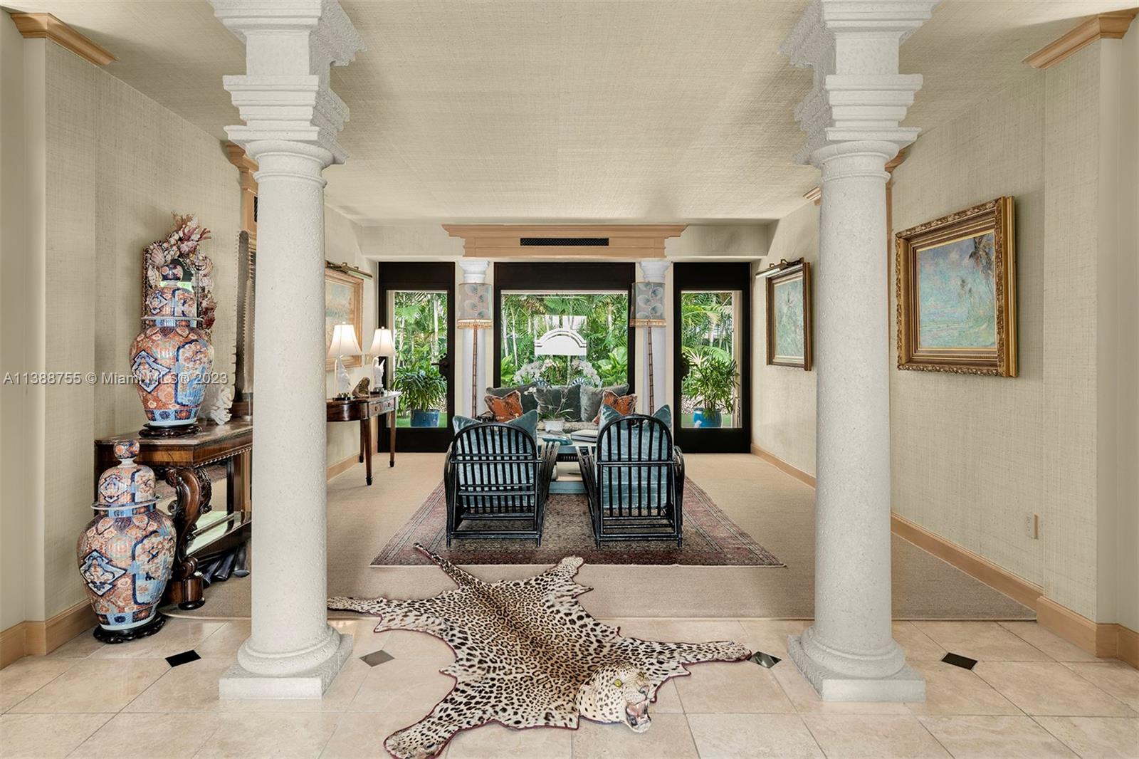 BAYSHORE VILLAS - Residential