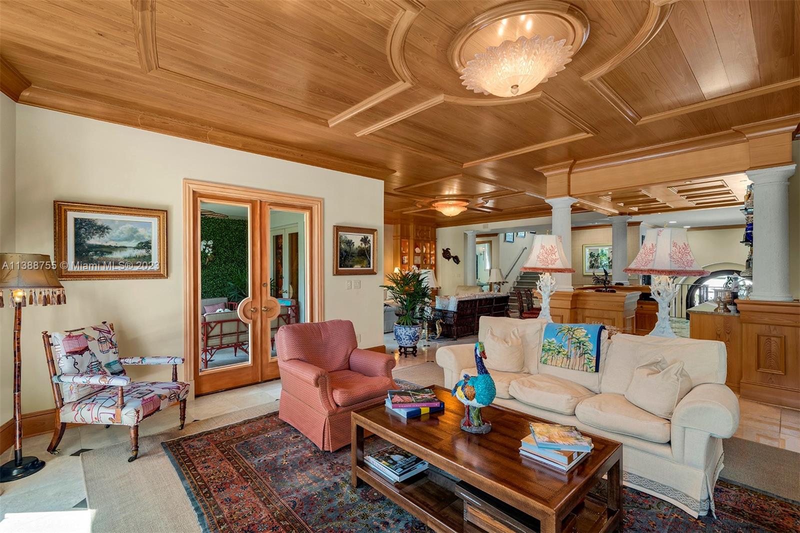 BAYSHORE VILLAS - Residential